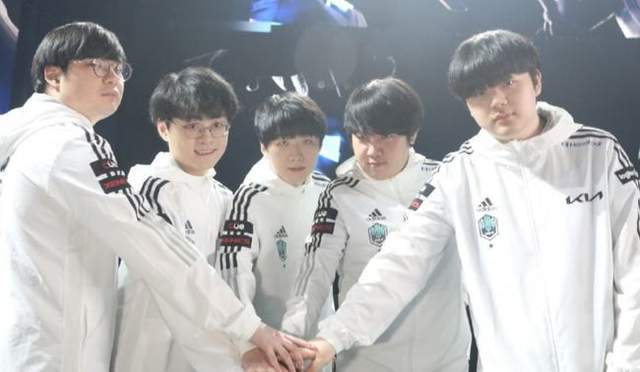 对时间与金 对时间与金